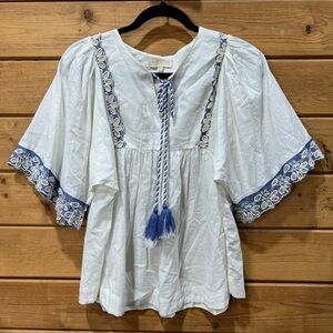 Farmers Market White Cotton Embroidered Boho Blouse – Size M